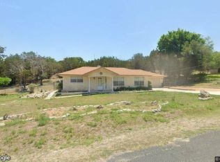 107 Glen Shadows Dr, Kerrville, TX 78028