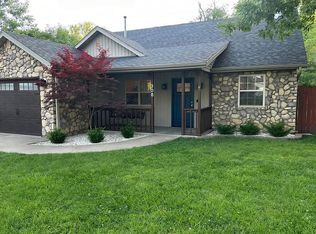 308 S Main St, Alba, MO 64830