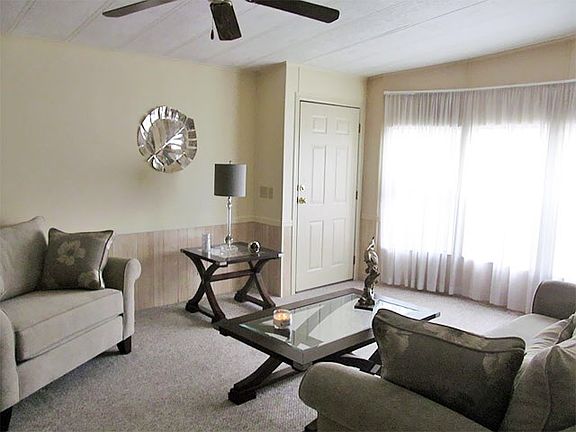 4th image of 3915 Santa Clara Ln