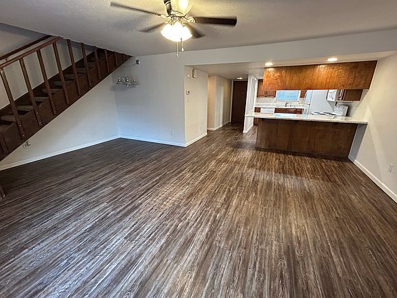 4th image of 2111 3rd Ave #2