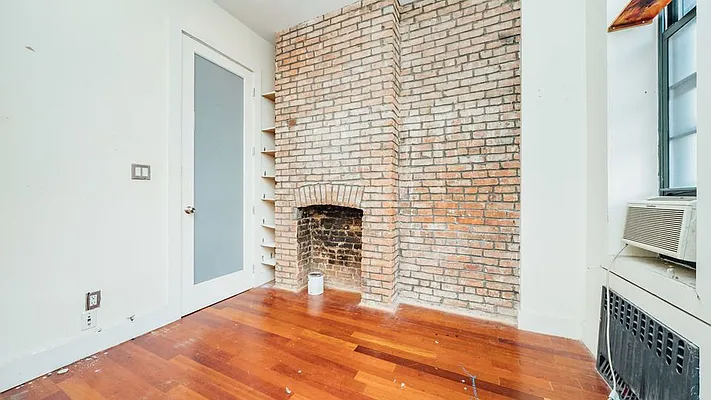 Rented by Nooklyn NYC LLC | media 17