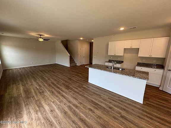 5th image of 144 Seaford Lane