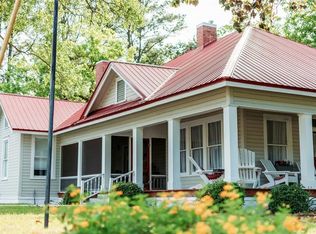 432 Greenleaf St, Blackshear, GA 31516