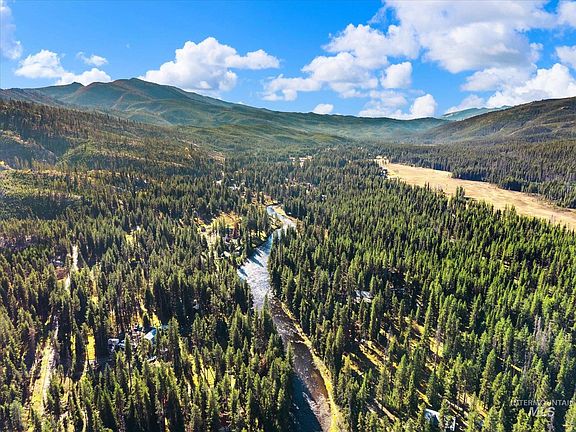 4th image of 507 Secesh River Rd