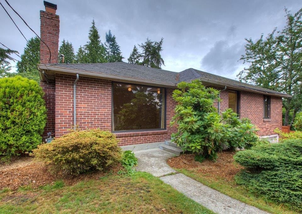 1st image of 2723 72nd Ave SE