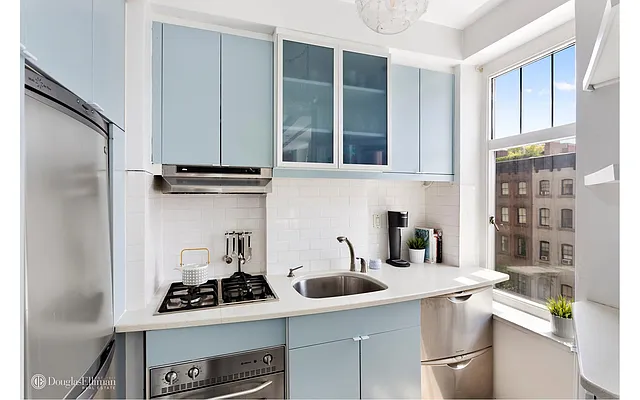 Sold by Douglas Elliman | media 4