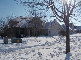 2327 Hopf Ln, De Pere, WI 54115