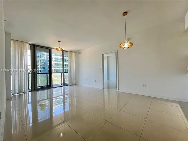 9940 W Bay Harbor Dr #3B — Photo 5