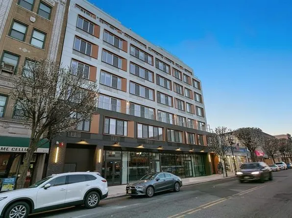 477 Broadway image 14 of 29