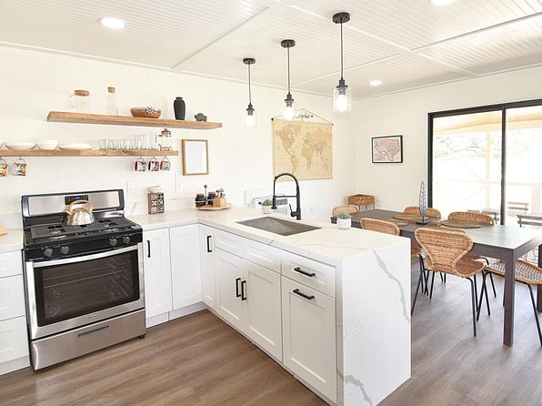 108 Canyon Dr