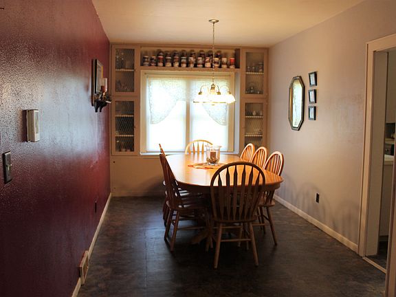 4th image of 403 W Olive St