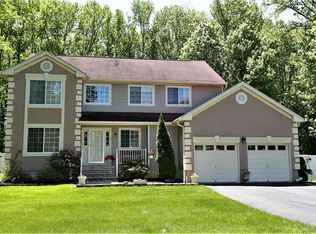30 Deans Ln, Monmouth Junction, NJ 08852