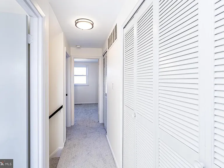 1117 Circle Dr — Photo 13