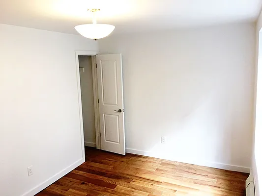 Rented by Capri Jet Realty Corp | media 24