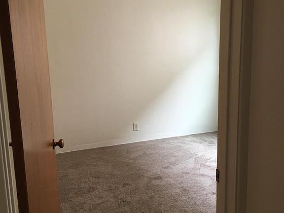 5th image of 260 Homer Ave