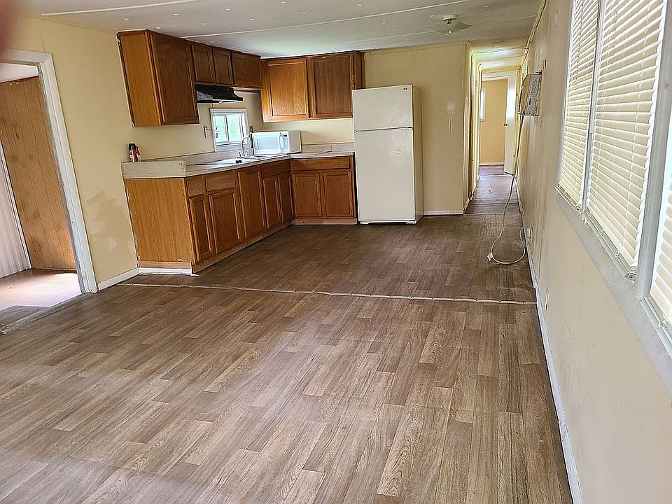 4946 Bellaire Rd, Zephyrhills, FL 33541 Zillow