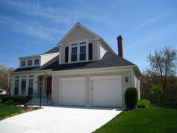 1st image of 44003 Downington Ct