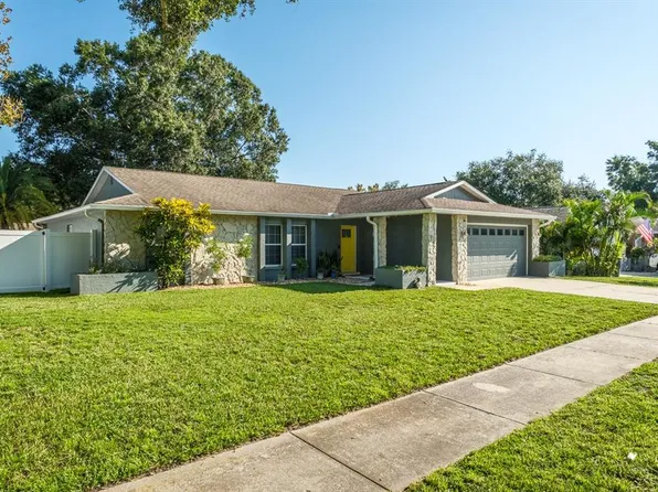 103 FOREST CIRCLE, SAFETY HARBOR, FL 34695