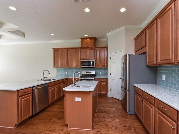 5th image of 5973 Anise Dr
