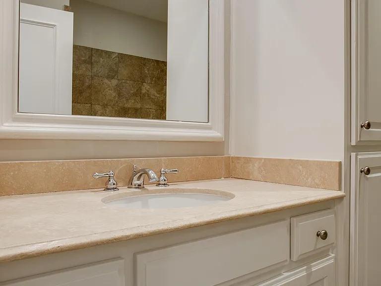 4502 Holland Ave — Photo 14