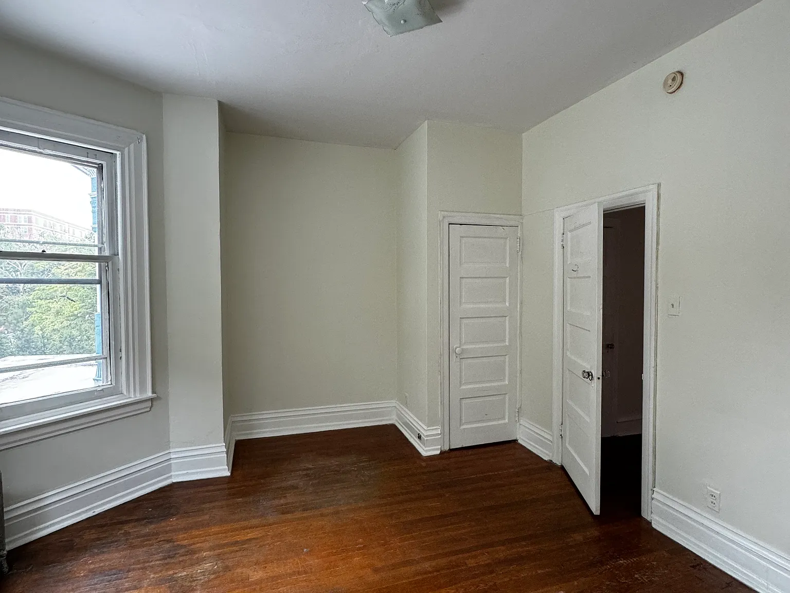 1 bed, 500 sqft, $1,350 — Photo 4