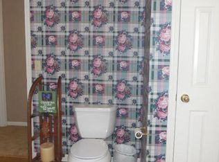 1221 Country Club Ln, Junction City, KS 66441