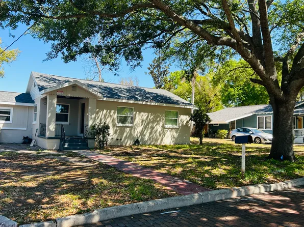 1145 Oakhill St, Lakeland, FL 33815