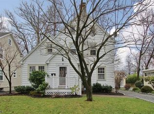 833 Dorian Rd, Westfield, NJ 07090