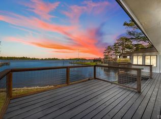 906 Riverside Ave, Elizabeth City, NC 27909