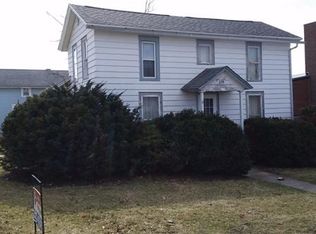 308 N Genesee St, Morrison, IL 61270