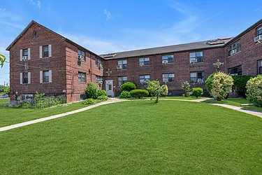 201-06 Rocky Hill Road