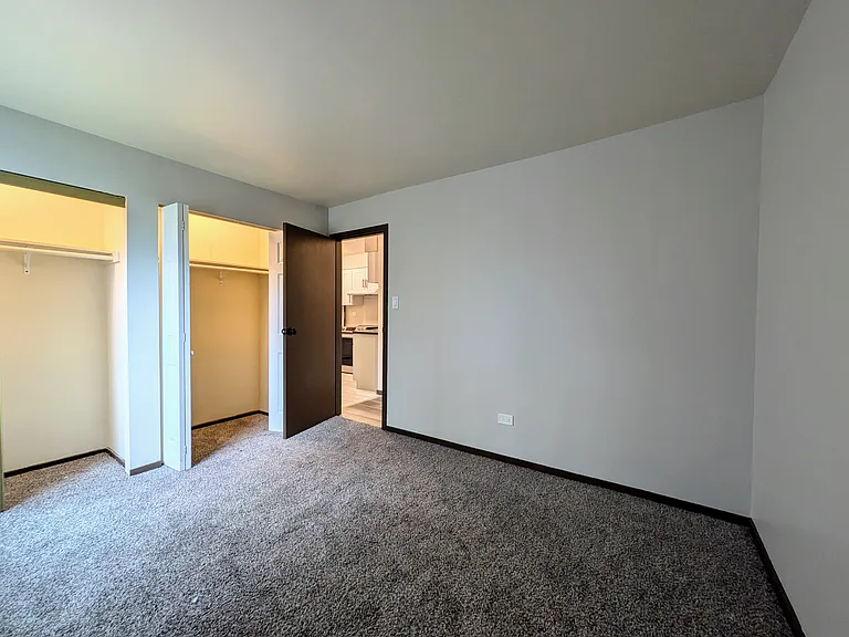 14019 Kilpatrick Ave #3N — Photo 10