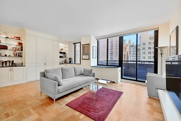 Sold by Douglas Elliman | media 14