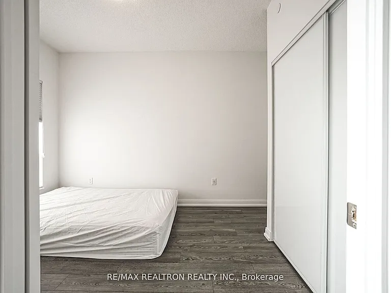 275 Village Green Sq #3315 — Photo 22