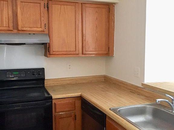 4th image of 11406 Locustdale Ter #370