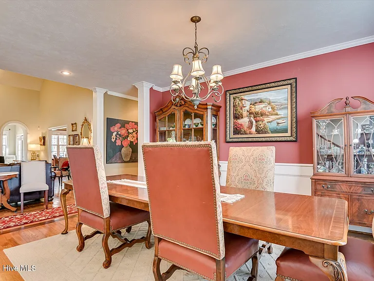 1622 Jamestown Ave — Photo 25