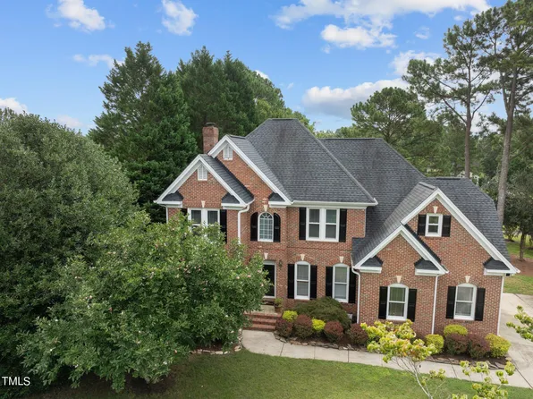 4936 Sun Lake Ct, Holly Springs, NC 27540