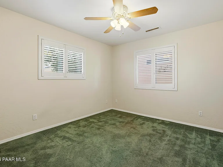 7451 Granite — Photo 18