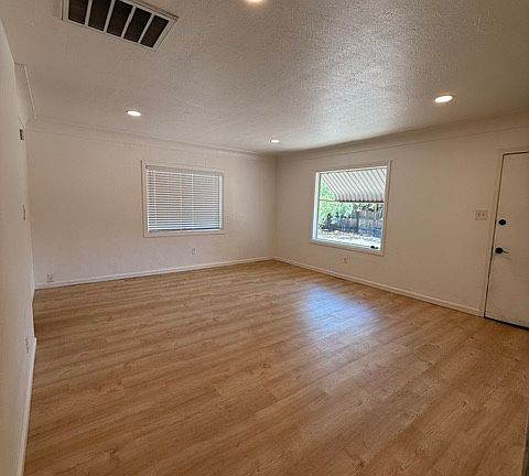 4th image of 1150 N Magnolia Ave Unit 1