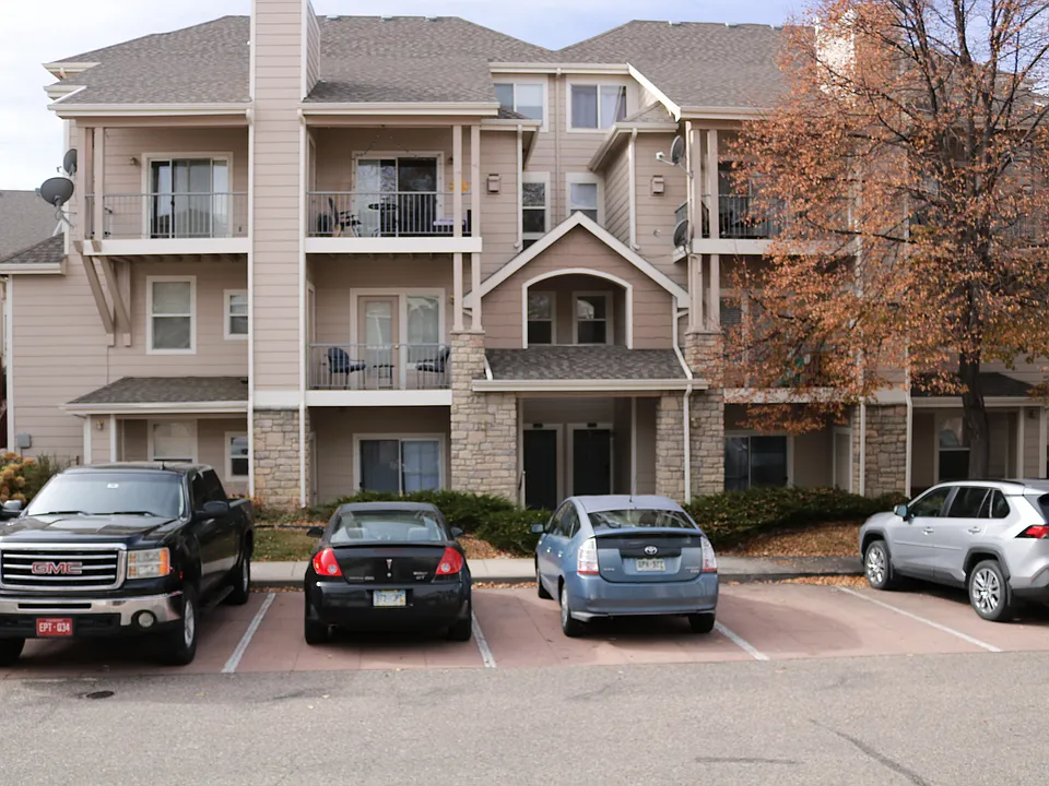 3945 Landings Dr #C2