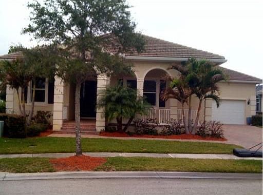 1st image of 7654 S Village Sq