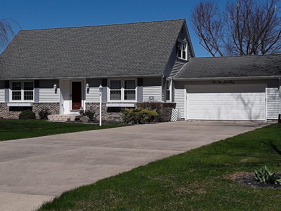 1st image of 260 Orchard Ln