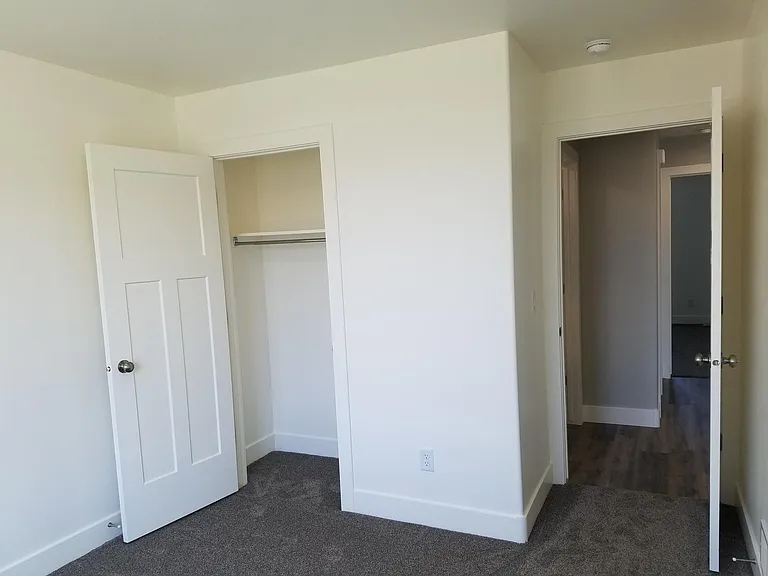 3287 E Kathaway Ln — Photo 26