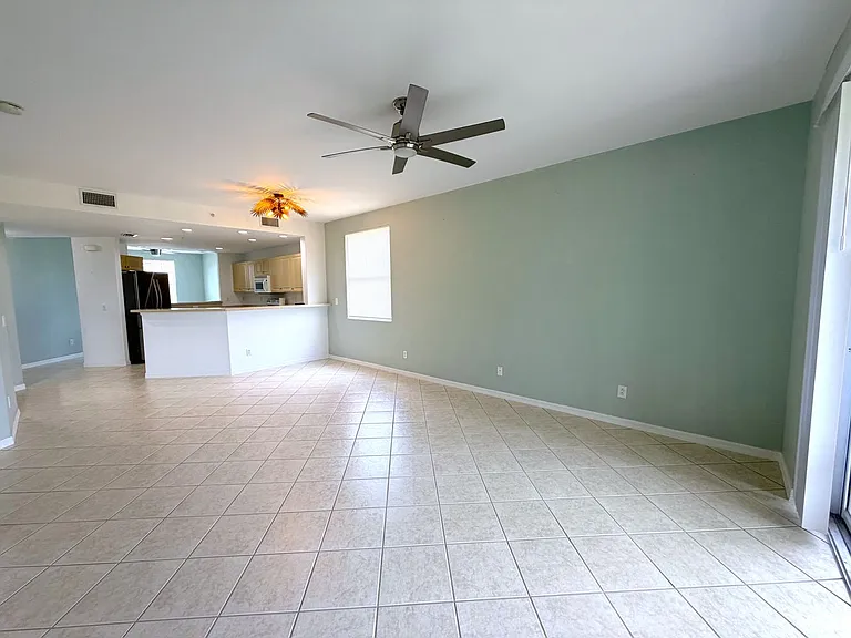 4013 Palm Tree Blvd #301 — Photo 18