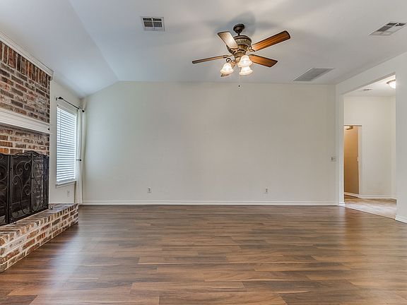 5th image of 17320 Sun River Ct