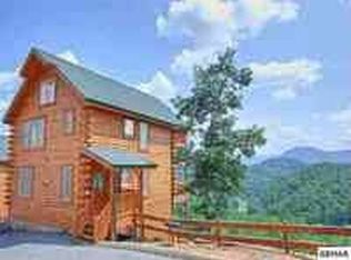 2838 White Oak Ridge Ln, Pigeon Forge, TN 37862