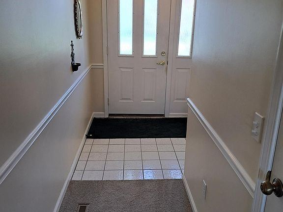 2nd image of 102 Cottage Grove Dr