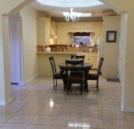 2nd image of 609 Sunchase St