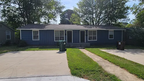 2 bed, 1.0 bath, $975 Photo 1