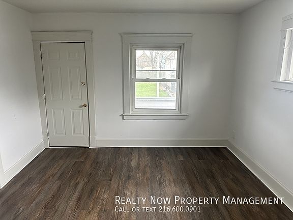 4th image of 9521 Mount Auburn Ave Unit 2